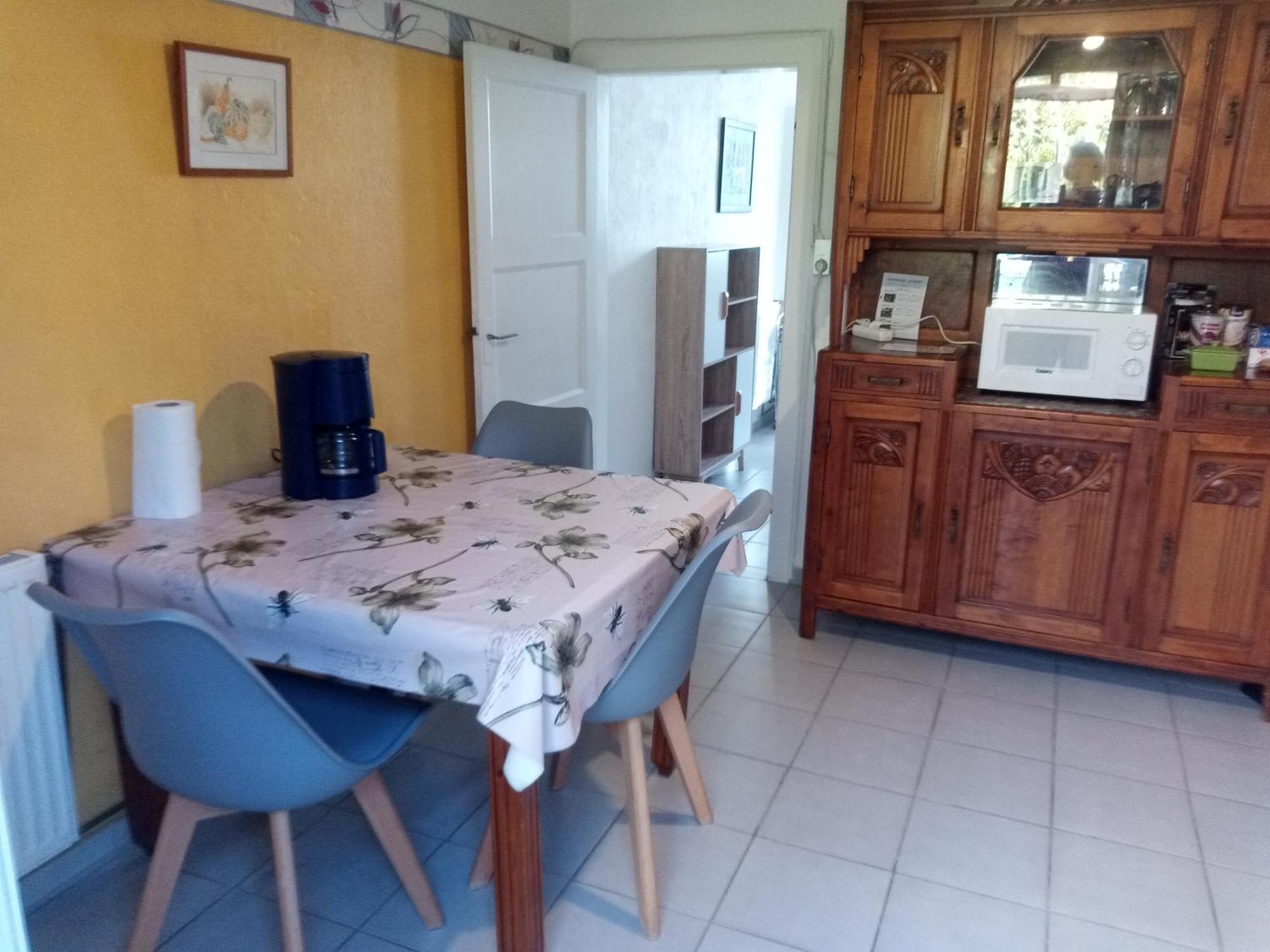 Guesthouse La Burle パランティ・アン・ボルヌ 部屋 写真