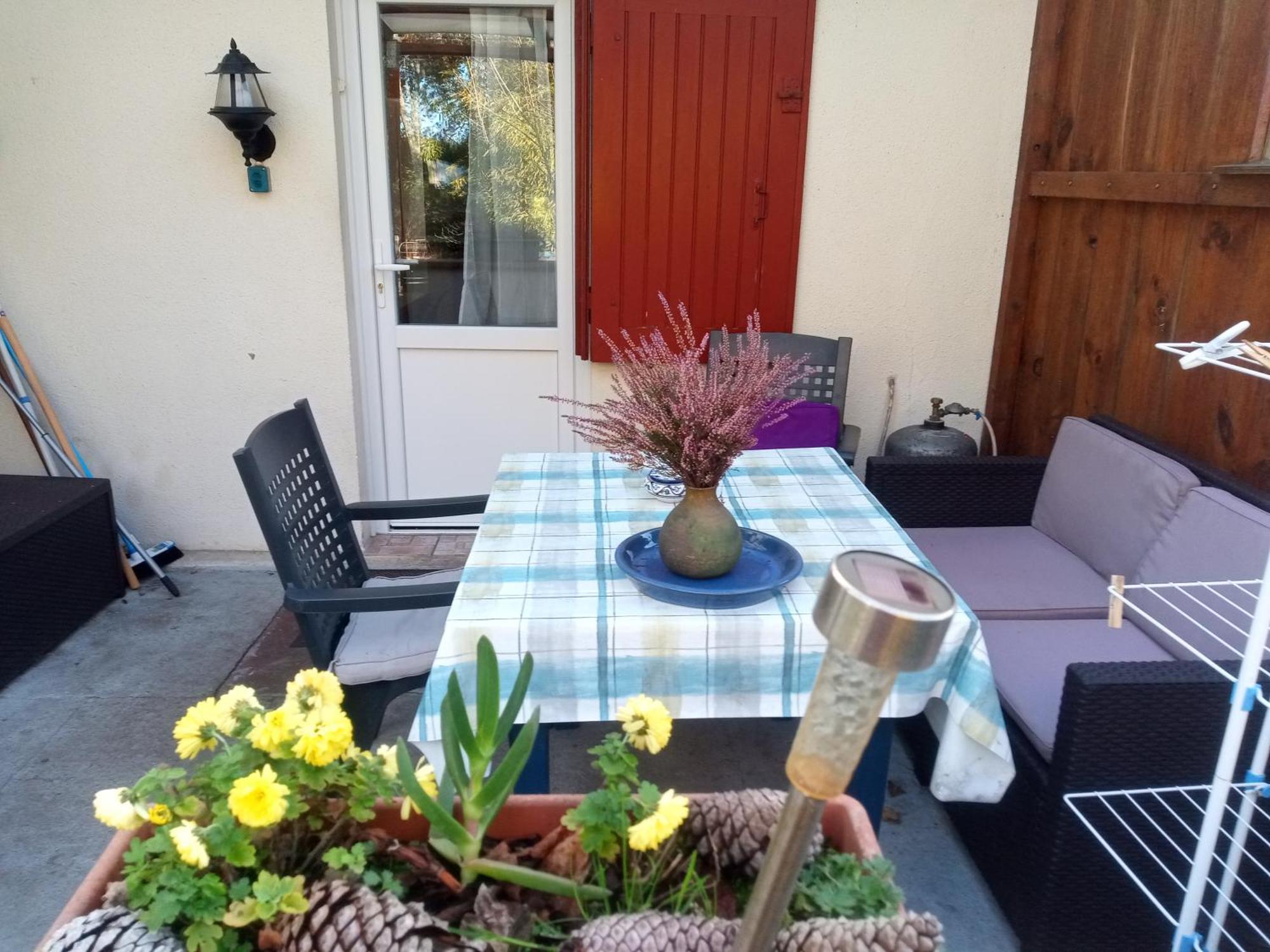 Guesthouse La Burle パランティ・アン・ボルヌ 部屋 写真