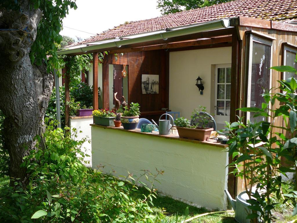 Guesthouse La Burle パランティ・アン・ボルヌ 部屋 写真